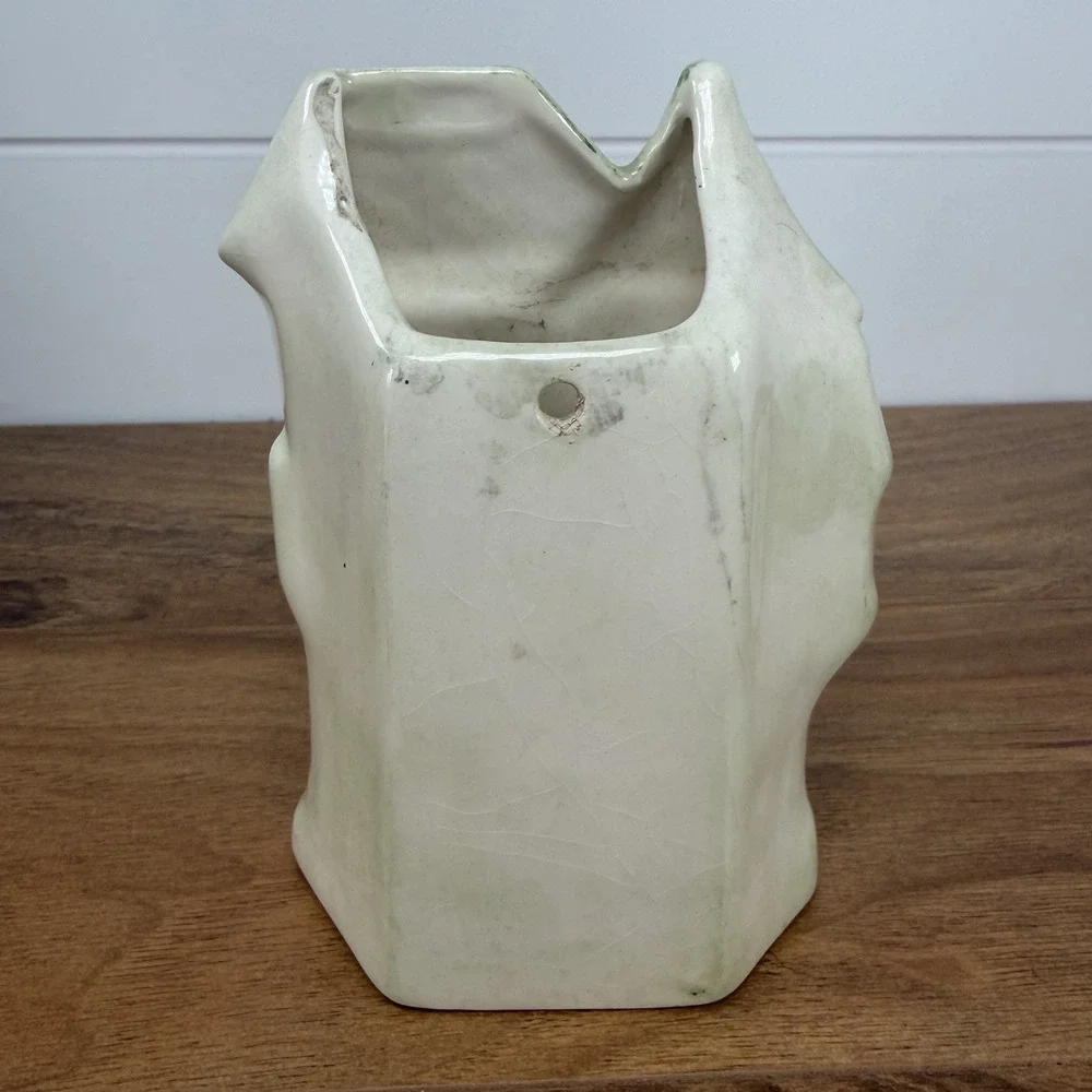VTG Victorian House Ceramic Wall Pocket Floral Vase Cottagecore English Country